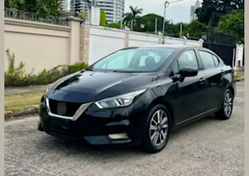 Nissan versa 2021